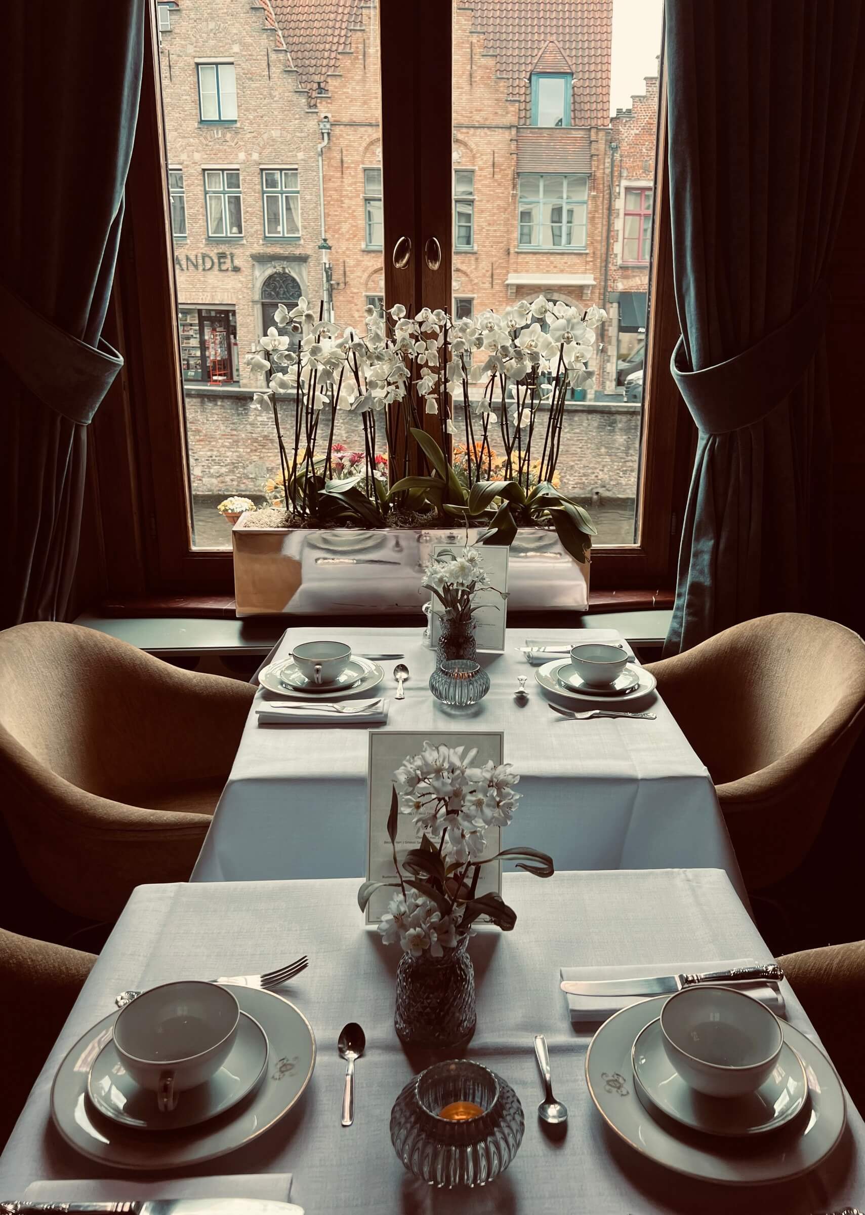 Tafel met uitzicht